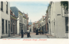 11617 Gezicht in de Arnhemsestraat met bebouwing te Amersfoort uit het zuiden.